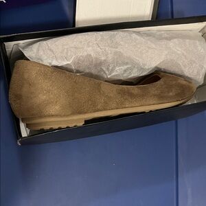 Fashion Nova Tan Suede Flats